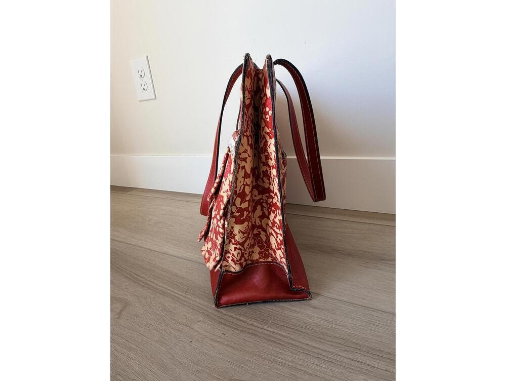 Patricia Nash Large Travel Tote Bag Ruffle Lace Paris Red Wildflower Leather - Picture 2 of 8
